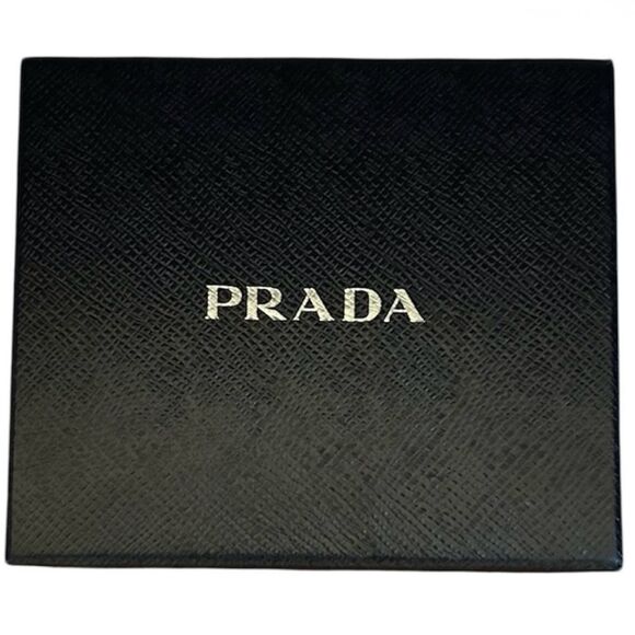PRADA
Women's Saffiano Bi-Fold Leather Wallet in Cream - comes with box & COA - Picture 16 of 17